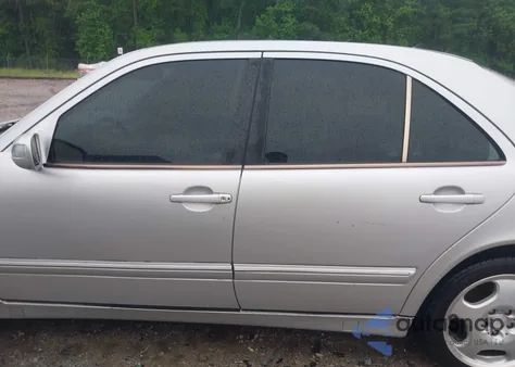 2001 Mercedes-Benz E 430 z USA, uszkodzony, nr VIN WDBJF70JX1B281328